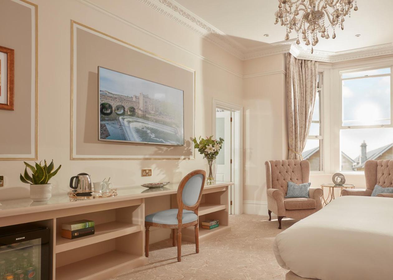 바텐 하우스 호텔 바스 외부 사진 A bedroom at the hotel